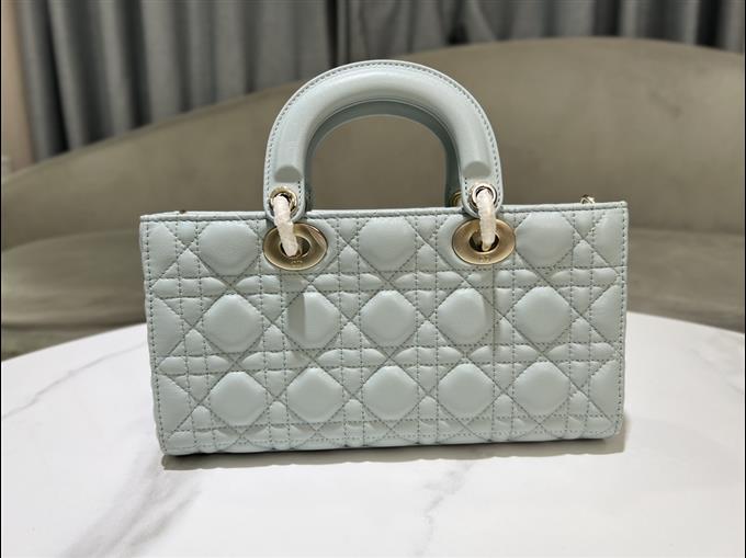 2025228Y680P204512119