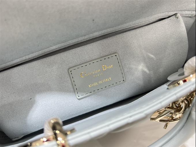 2025228Y680P204512182