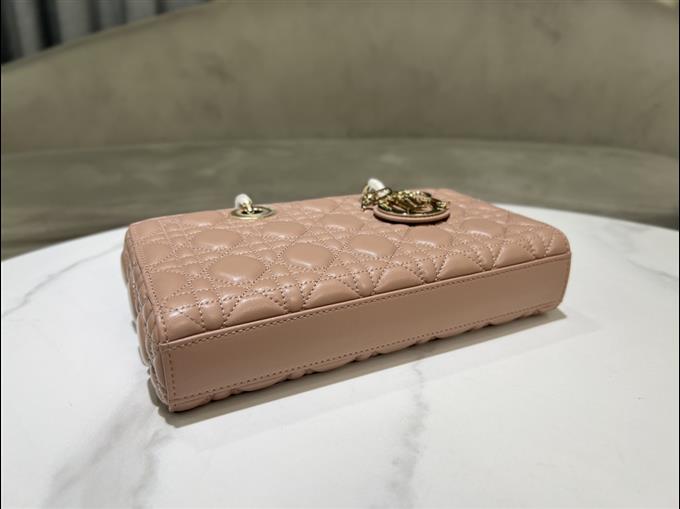 2025228Y680P204512720