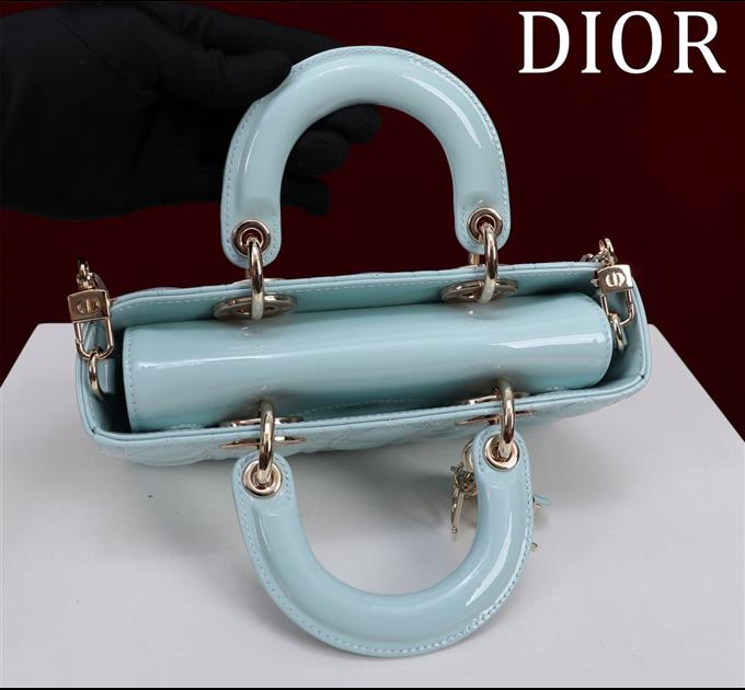 2025228Y700P204355884