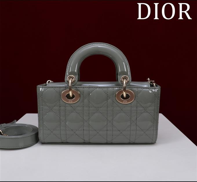 2025228Y700P204356136