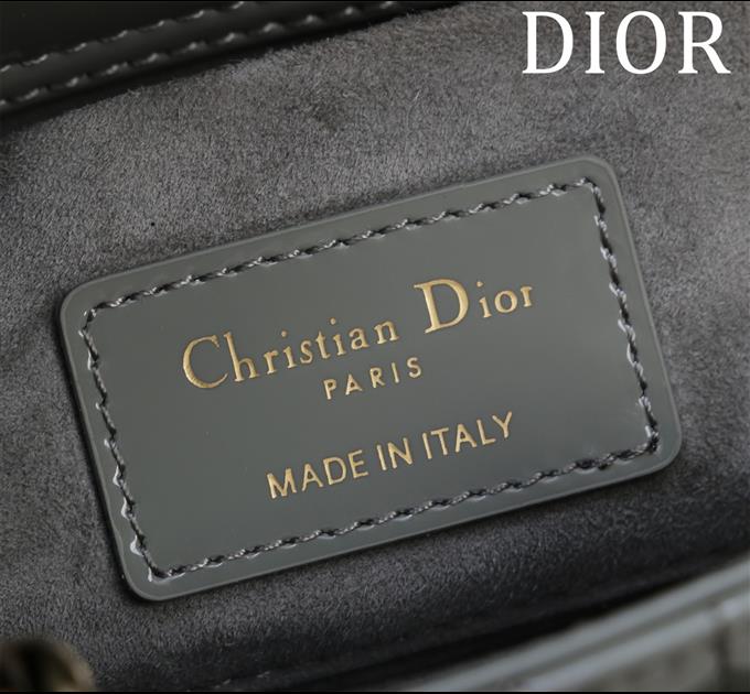 2025228Y700P204356215