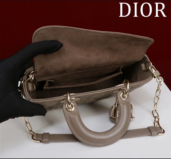 2025228Y700P204356896