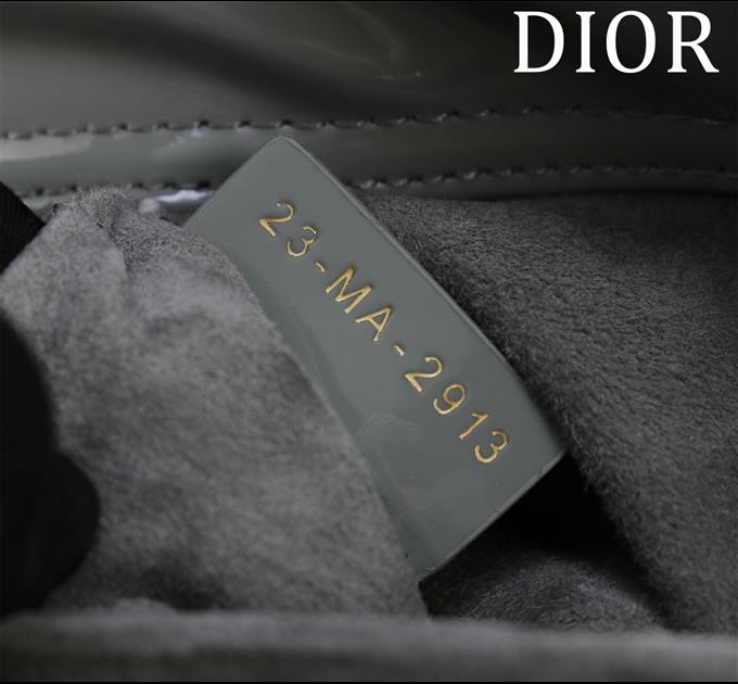 2025228Y700P204359883