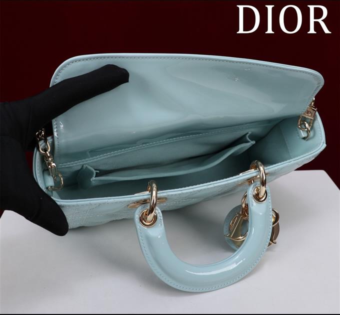 2025228Y700P204359975