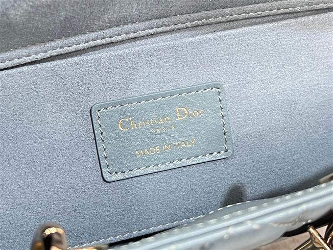 2025228Y700P204515156