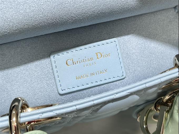 2025228Y700P204515451