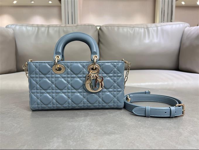 2025228Y700P20451546