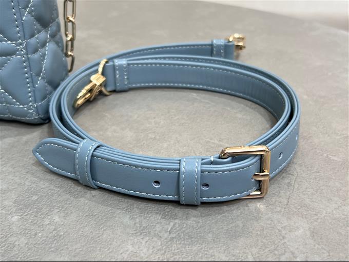 2025228Y700P20451561