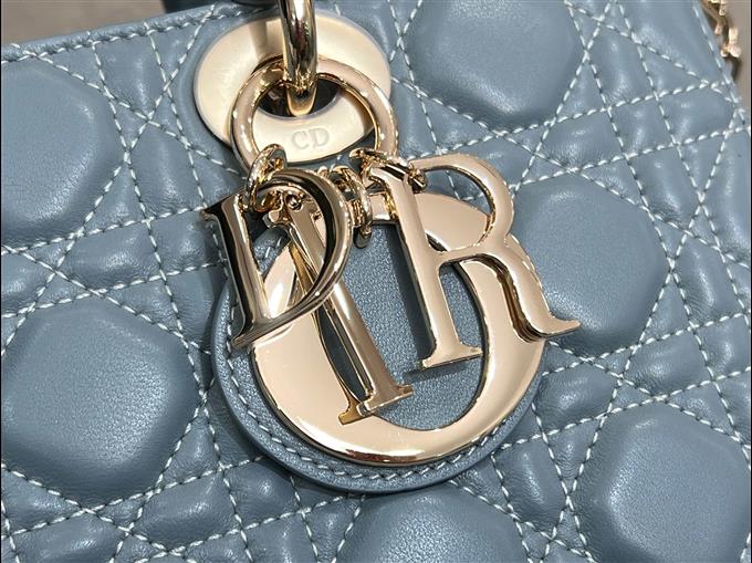 2025228Y700P20451593