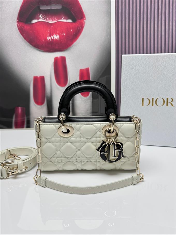 2025228Y750P20444817