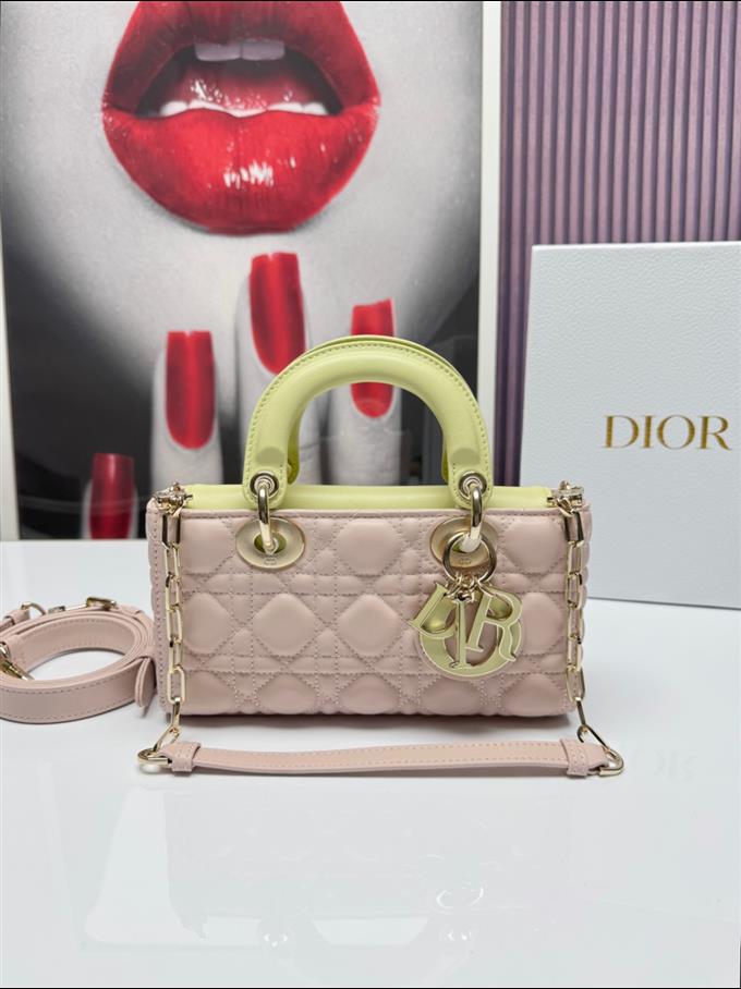 2025228Y750P20444959