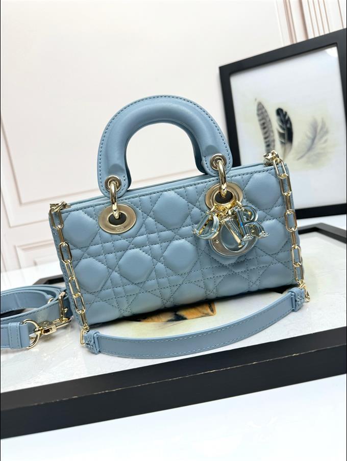 2025228Y750P204515746