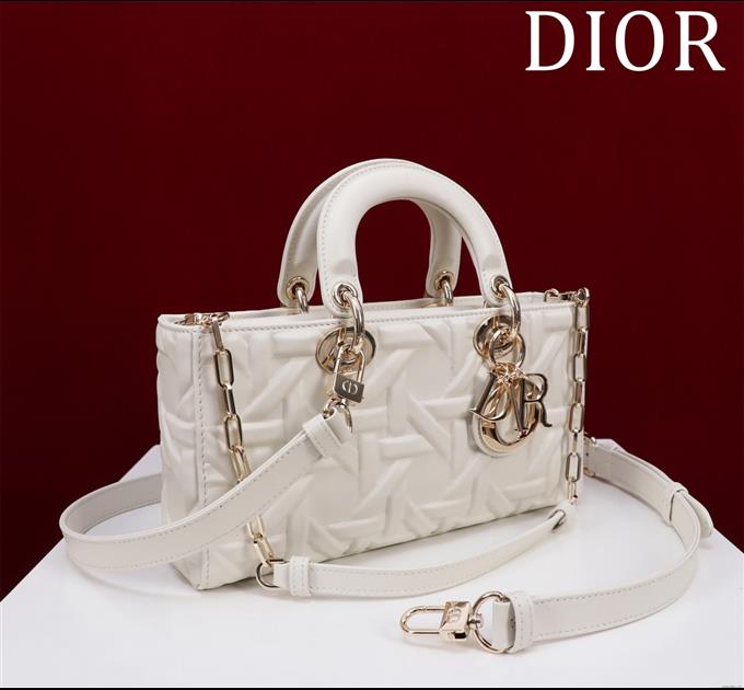 2025228Y750P215712807