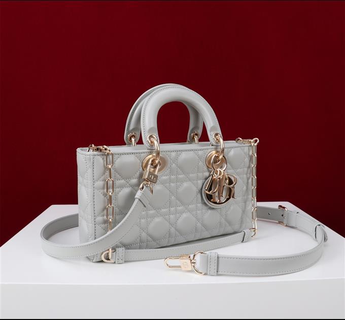 2025228Y780P20440759