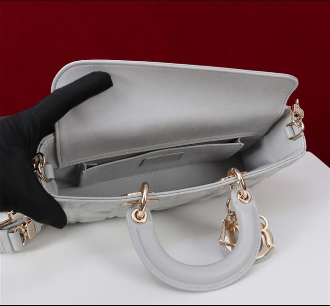 2025228Y780P20440821