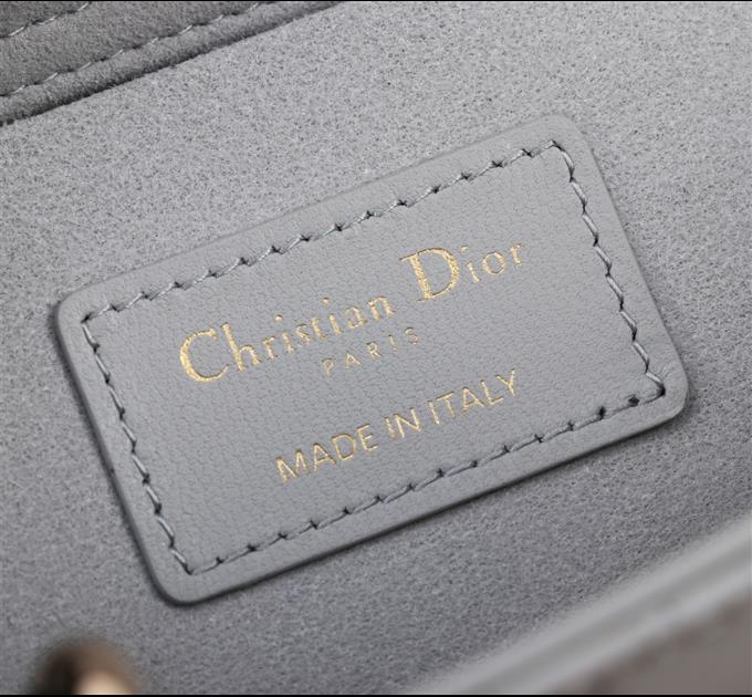 2025228Y780P20440869