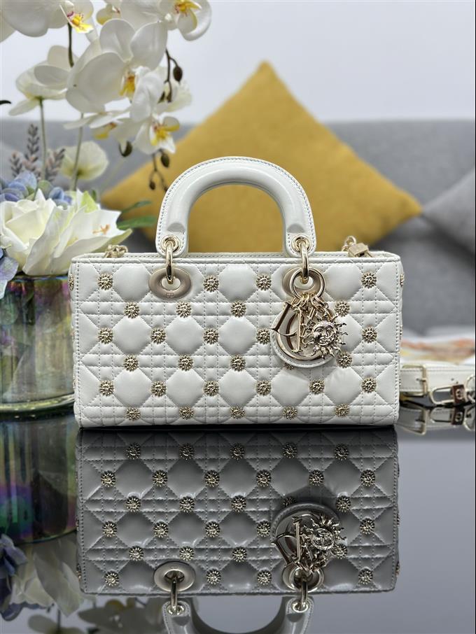 2025228Y920P204516891