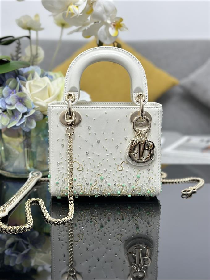 2025228Y1130P211858278