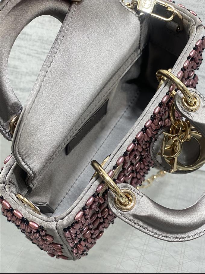 2025228Y1150P205547219