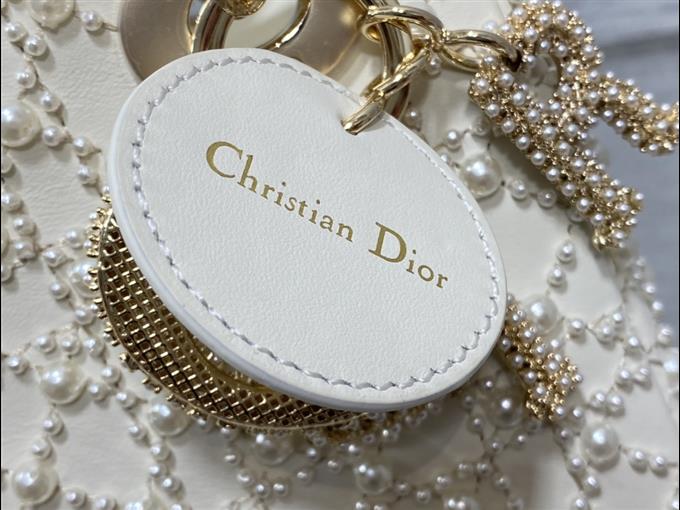 2025228Y1650P205548290