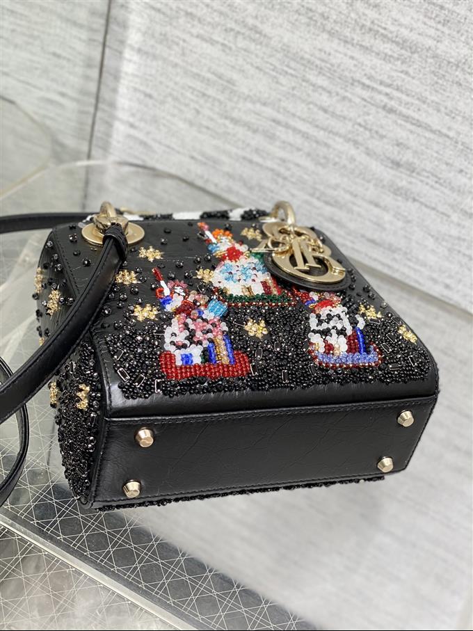 2025228Y2000P205548759