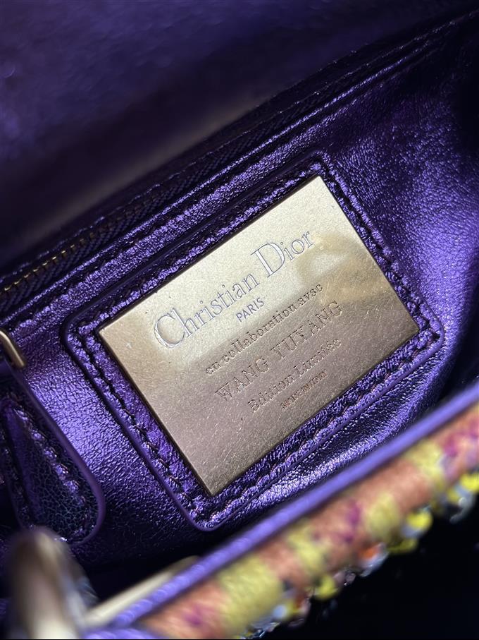 2025228Y2050P2118562