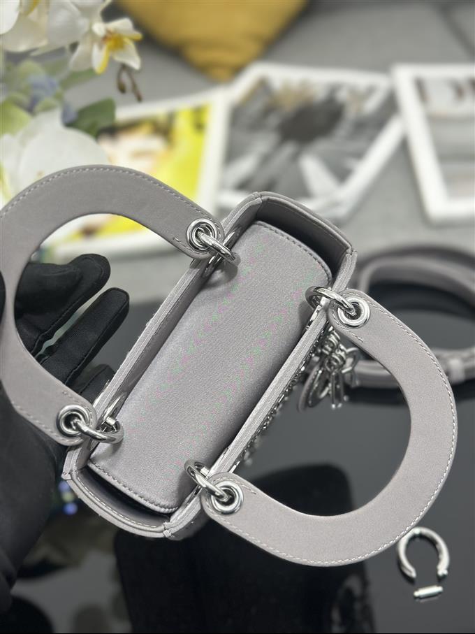 2025228Y500P211856112