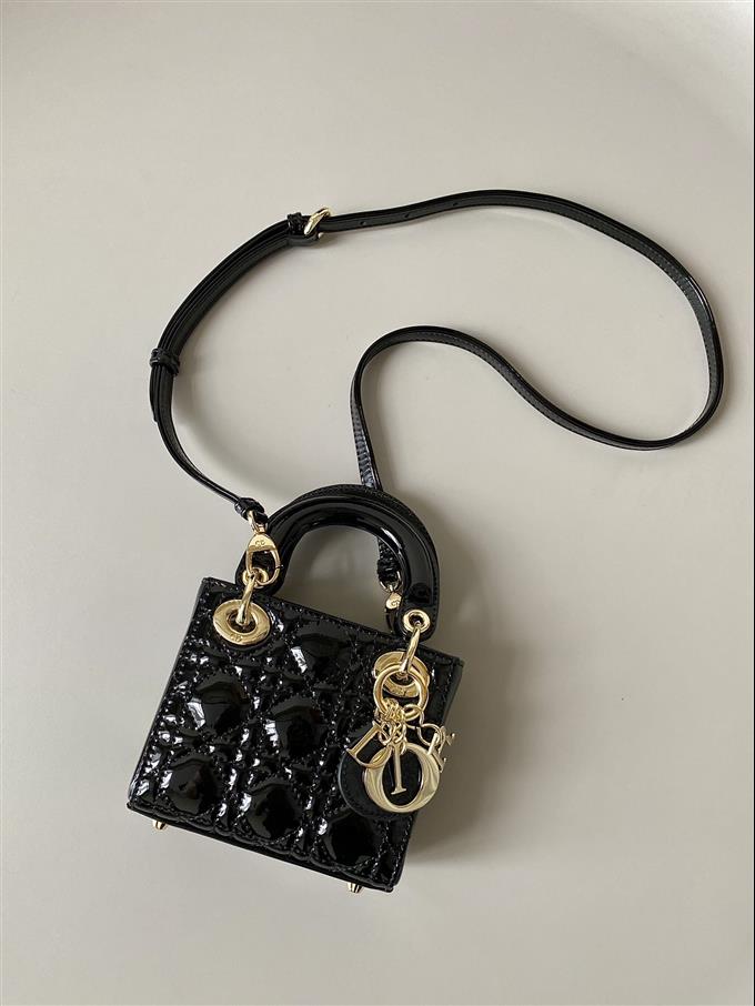 2025228Y580P212520252