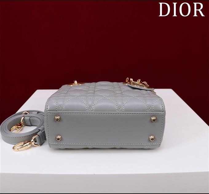 2025228Y600P205549707