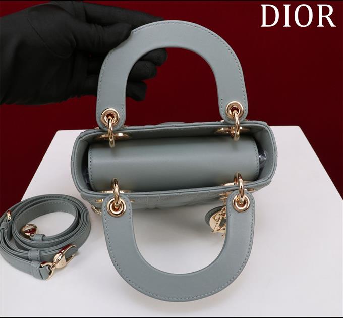 2025228Y600P205549863