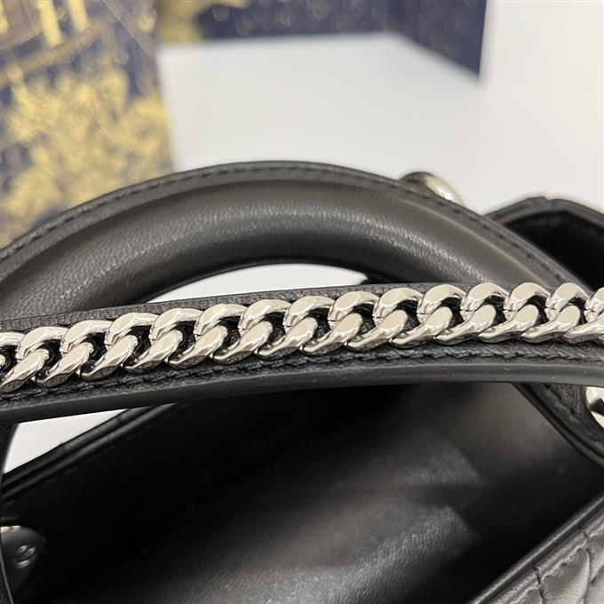 2025228Y600P205554472