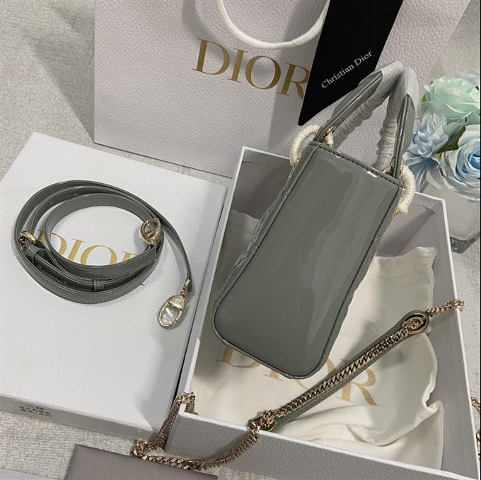 2025228Y600P205555288