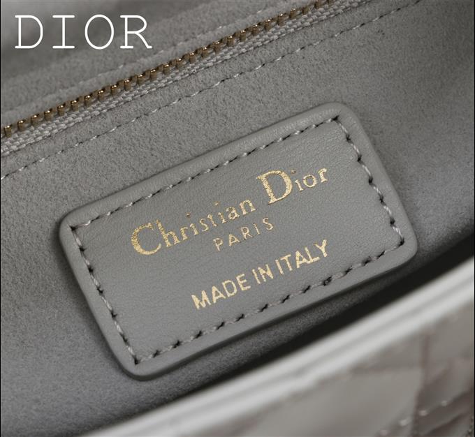 2025228Y600P205556534