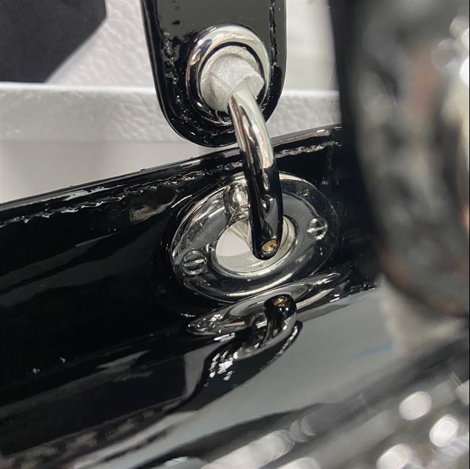 2025228Y600P20555692