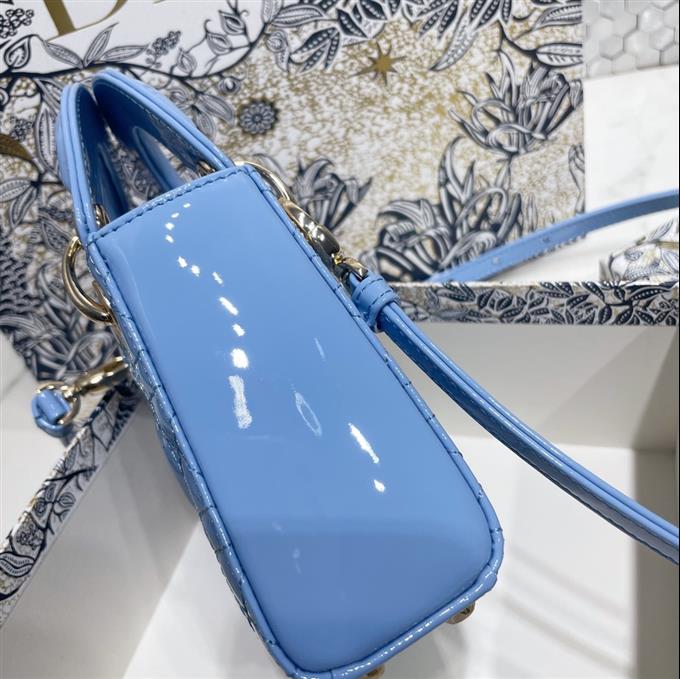 2025228Y780P205630562