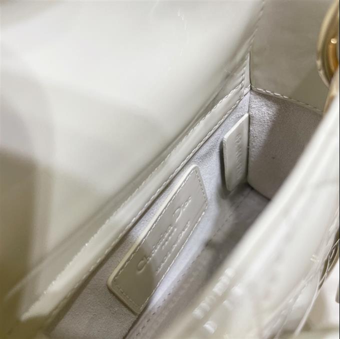 2025228Y780P205630748