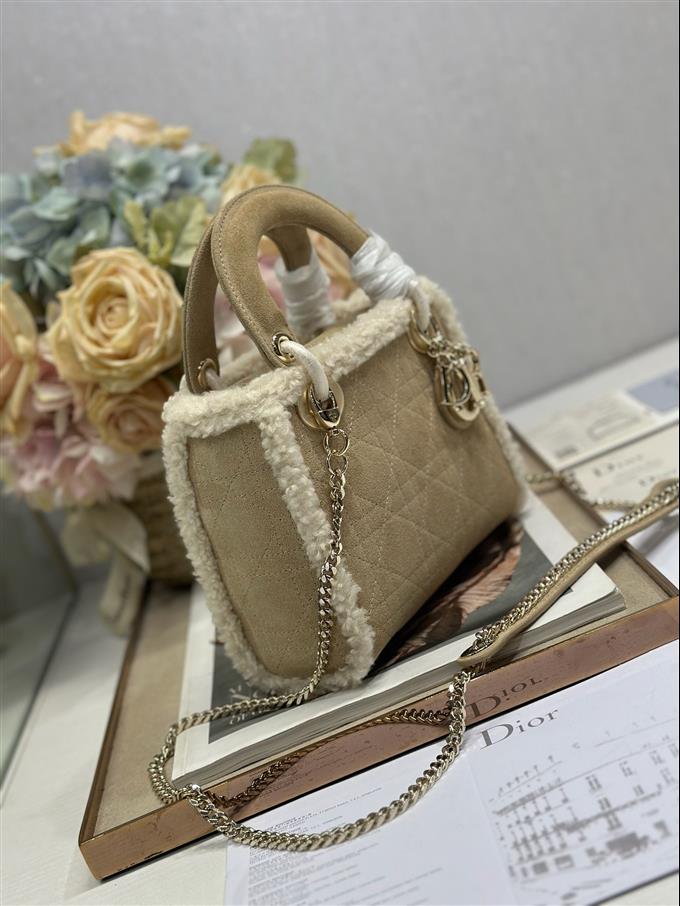 2025228Y850P205630937