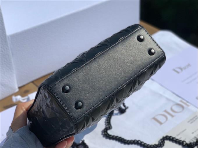 2025228Y900P205545900