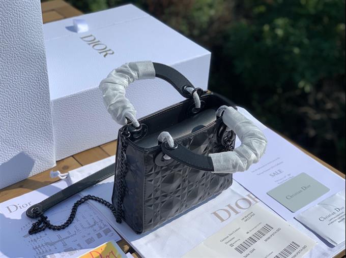 2025228Y900P205545946