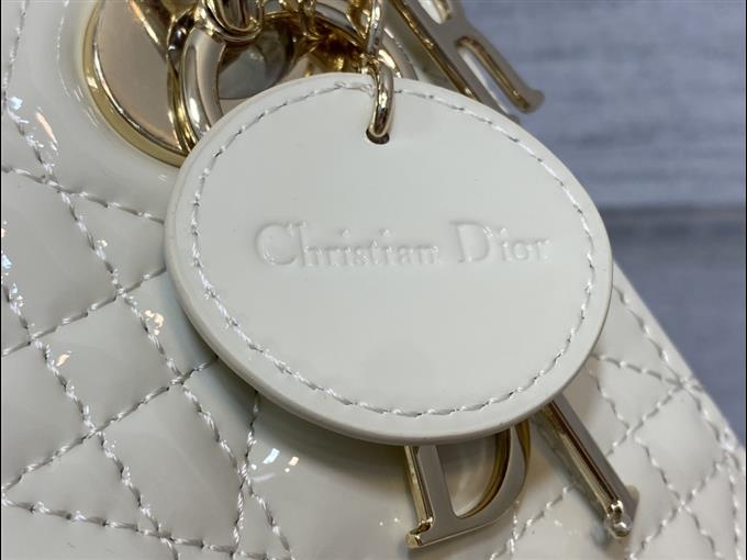 2025228Y600P20560860