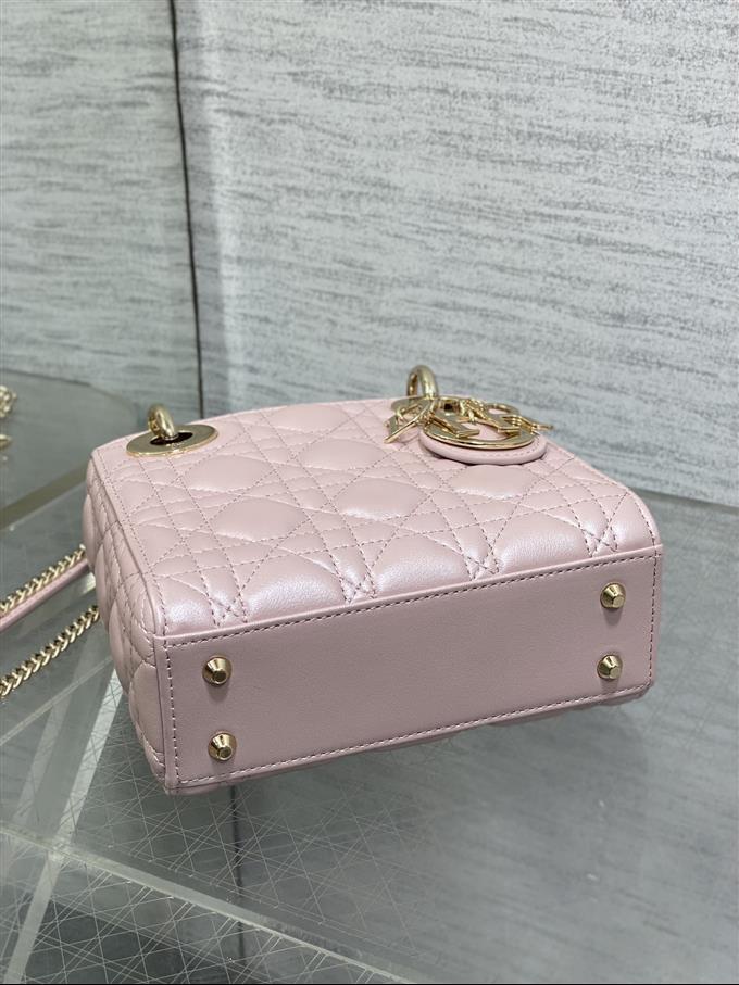 2025228Y600P205611171