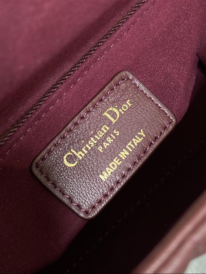 2025228Y600P205612500