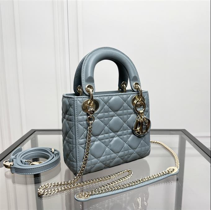 2025228Y600P205615243