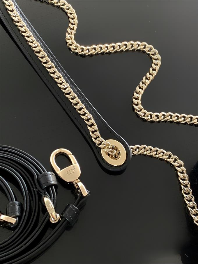 2025228Y600P205615999