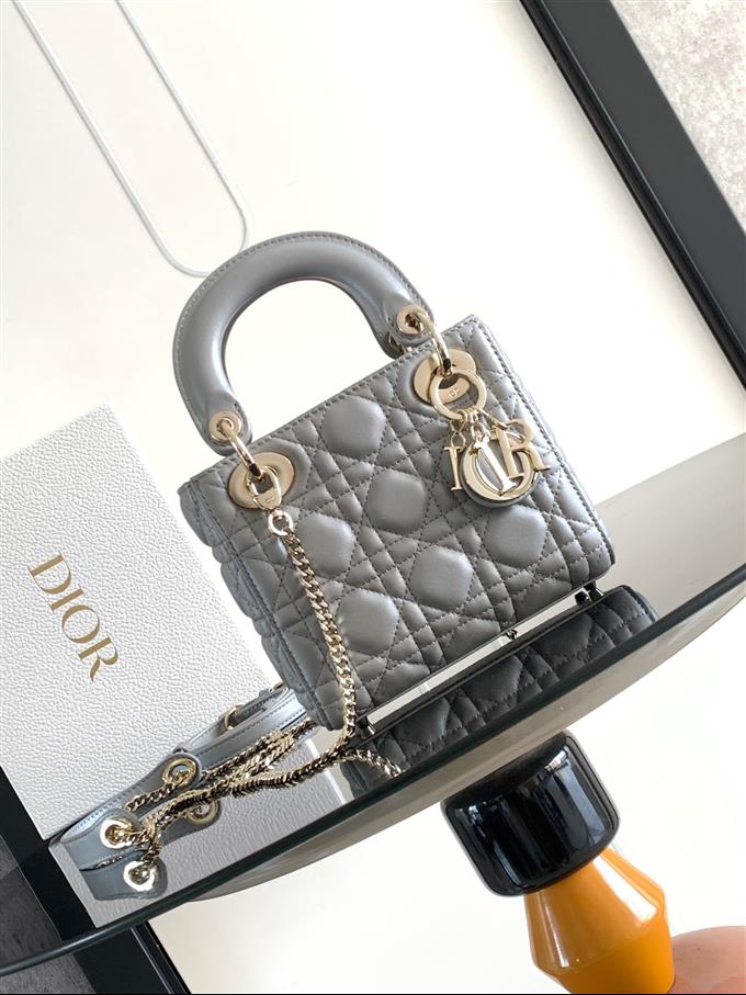 2025228Y600P205616350