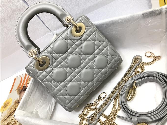 2025228Y600P20562933