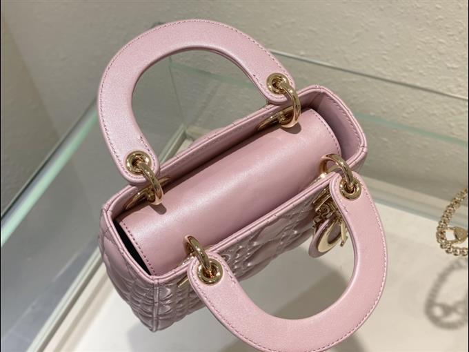 2025228Y600P20563439