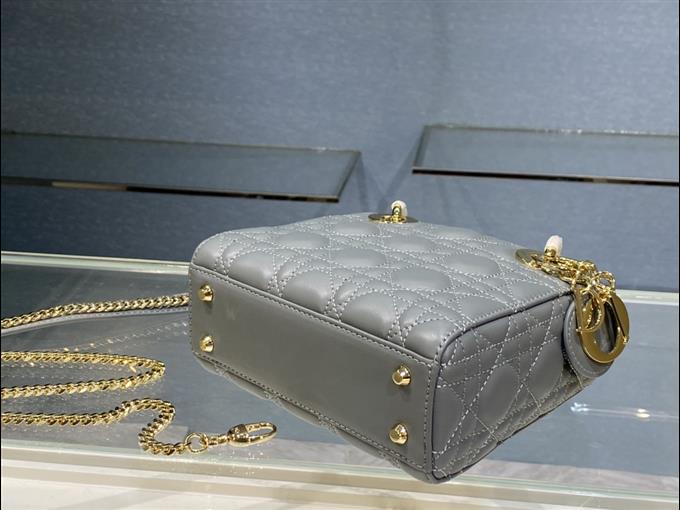 2025228Y600P20564955