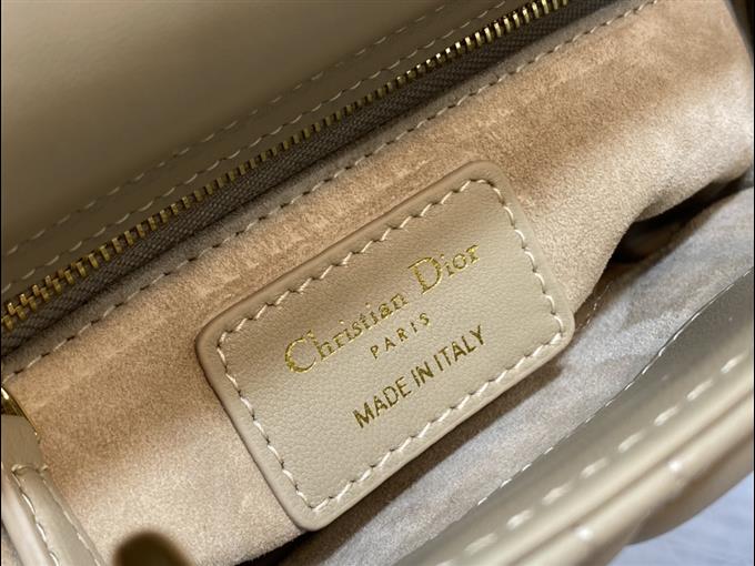 2025228Y600P20565220